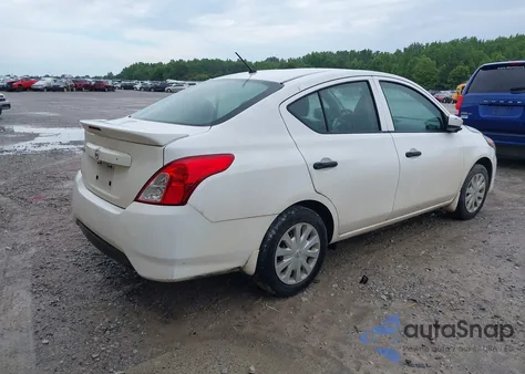 2018 Nissan Versa 1.6 S+ z USA, uszkodzony, nr VIN 3N1CN7AP1JL888199